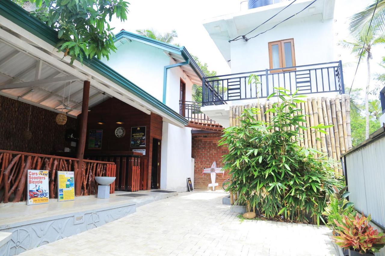 Hotel Click Hiriketiya Dikwella Exterior foto